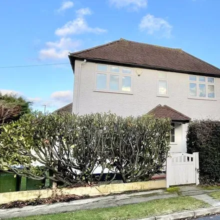 Rent this 2 bed house on Newlyn in Cornwall Avenue, Claygate