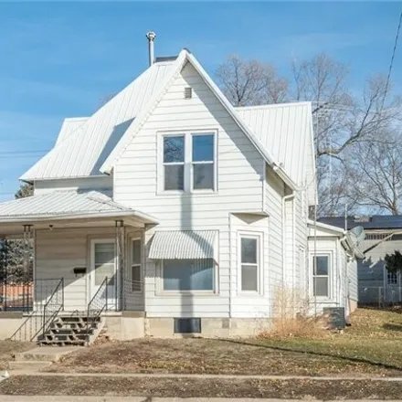 Buy this 4 bed house on Wesleyan Church in State Street, Guthrie Center