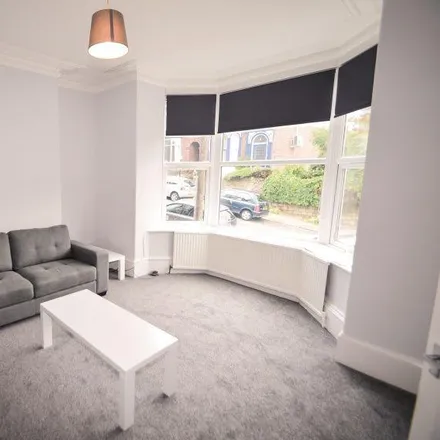 Rent this 5 bed duplex on Rossington Road in Sheffield, S11 8RS