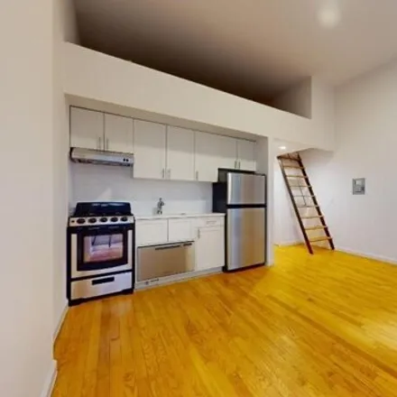 Rent this 1 bed apartment on 1435 1st Avenue in New York, NY 10021