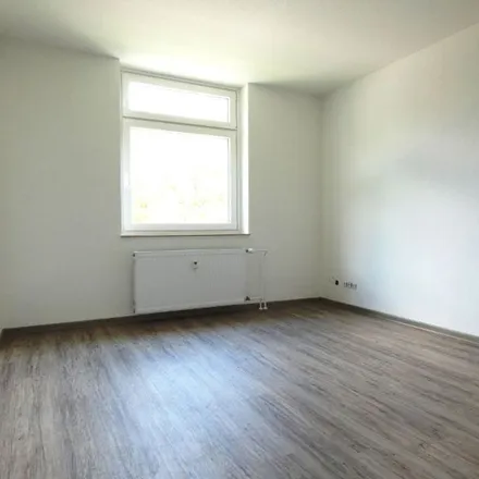 Rent this 2 bed apartment on Diechmannplatz 1 in 45355 Essen, Germany