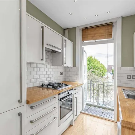 Rent this 4 bed apartment on 8 Leinster Avenue in London, SW14 7JP