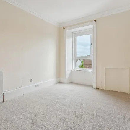 Image 6 - 43 Holmhead Crescent, New Cathcart, Glasgow, G44 4HG, United Kingdom - Apartment for rent
