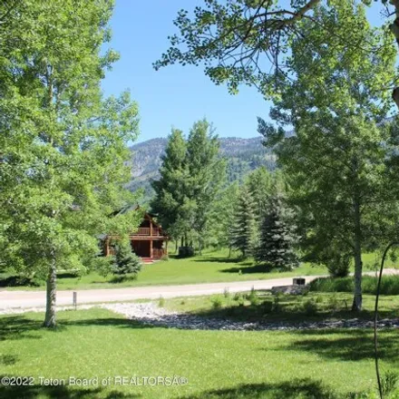 Image 3 - 274 Sugar Loaf Drive, Star Valley Ranch, WY 83127, USA - House for sale