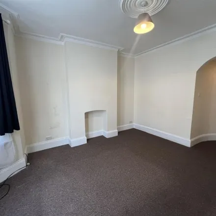 Rent this 2 bed apartment on Roundwood Road in London, NW10 9UN