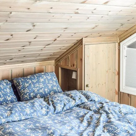 Rent this 3 bed house on 2612 Sjusjøen