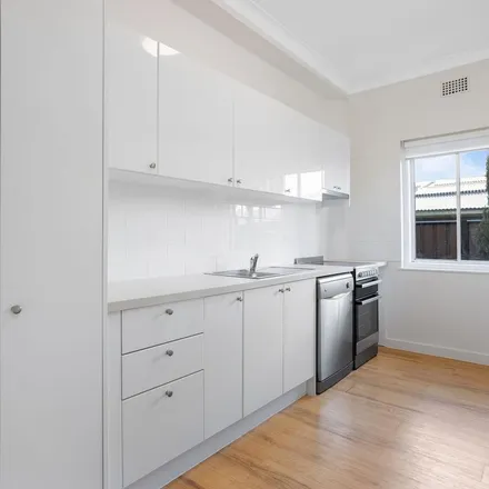 Image 7 - 18 Llewellyn Street, New Farm QLD 4005, Australia - Apartment for rent