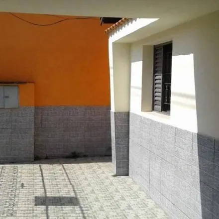 Buy this 3 bed house on Rua Doutor João Dias Cardoso Sobrinho in Cavarucanguera, Taubaté - SP
