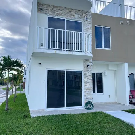 Rent this 4 bed apartment on unnamed road in Naranja, Miami-Dade County