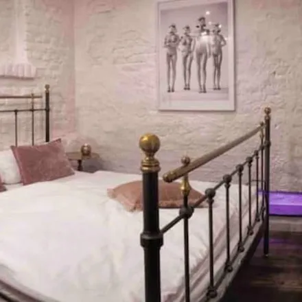Rent this 1 bed apartment on Dusseldorf in North Rhine-Westphalia, Germany