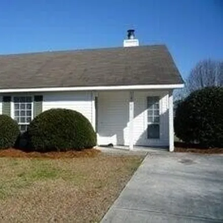 Rent this studio apartment on 4172 Bear Court in Wilmington, NC 28403