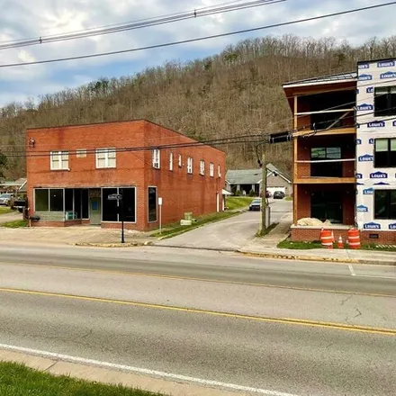 Image 3 - 107 Yost Street, Pikeville, KY 41501, USA - House for sale