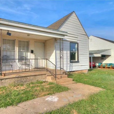 Buy this 2 bed house on 1109 Southwest 37th Street in Oklahoma City, OK 73109