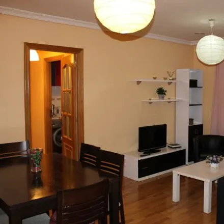 Rent this 2 bed apartment on Calle Gabriel y Galán in 1, 05001 Ávila
