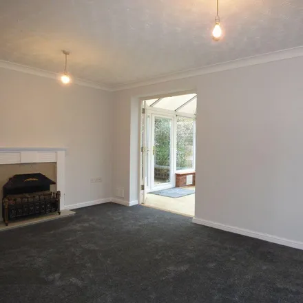 Image 5 - Goodwin Grove, Queen Adelaide, CB6 1TD, United Kingdom - House for rent