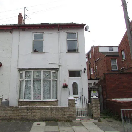 Rent this 4 bed house on Livingstone Road in Blackpool, FY1 4DQ