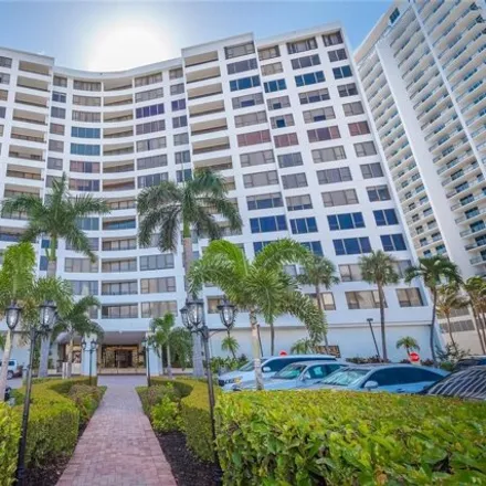 Image 1 - 3439 South Ocean Drive, Beverly Beach, Hollywood, FL 33019, USA - Apartment for rent
