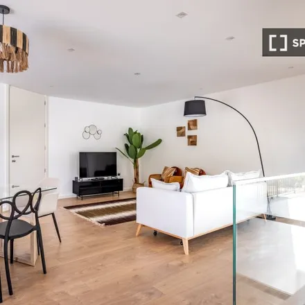 Rent this 3 bed apartment on Rua dos Zambujeiros in 2710-348 Sintra, Portugal