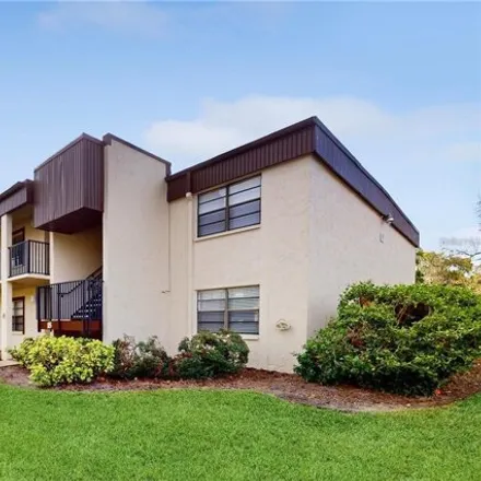 Buy this 2 bed condo on 2454 Winding Creek Court in Pinellas County, FL 33761