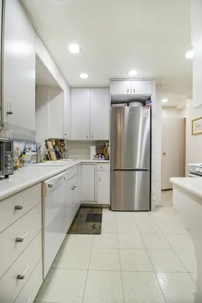 Image 4 - 440 E 56th St Apt 10F, New York, 10022 - Apartment for sale