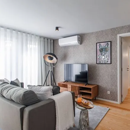 Rent this 2 bed apartment on 4000-293 Distrito de Leiria