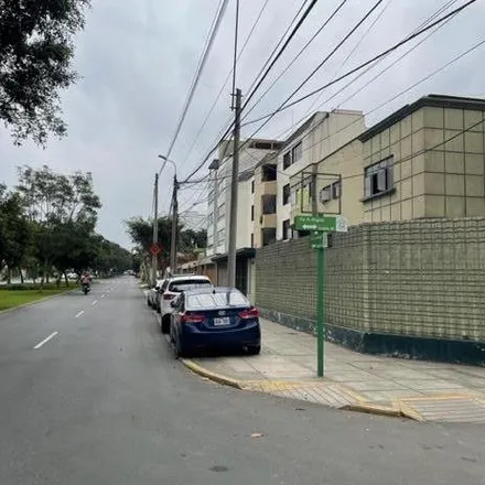 Image 1 - Avenida General Ernesto Montagne 495, Miraflores, Lima Metropolitan Area 15048, Peru - House for sale