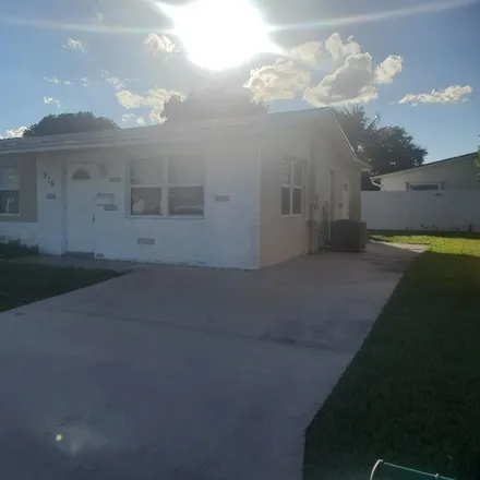 Image 2 - 975 Northwest 67th Terrace, Margate, FL 33063, USA - House for rent