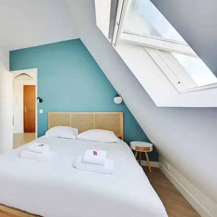 Rent this 1 bed apartment on 16 Rue d'Héliopolis in 75017 Paris, France