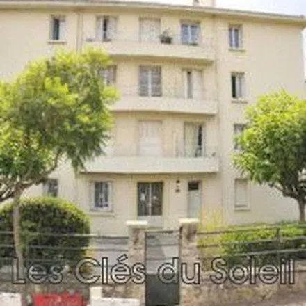 Rent this 3 bed apartment on 1003 Avenue François Roustan in 83000 Toulon, France