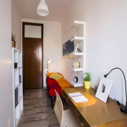 Image 5 - Stuparich - Albani, Piazza Carlo Stuparich, 20148 Milan MI, Italy - Apartment for rent