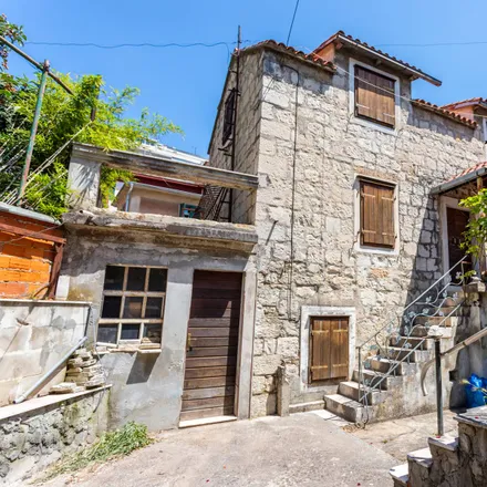 Buy this 3 bed house on Manđerova ulica 3 in 21101 Split, Croatia