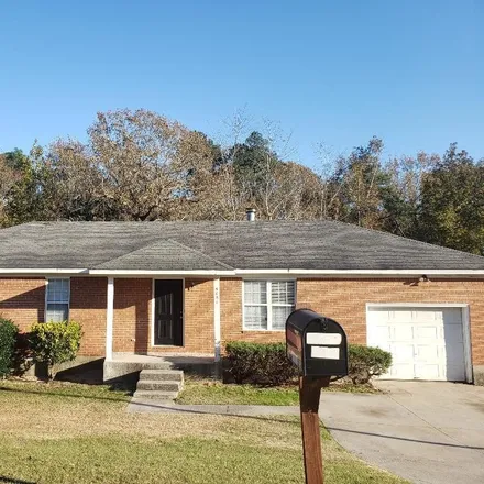 Rent this 3 bed house on 3882 Crest Drive in Sand Ridge, Augusta