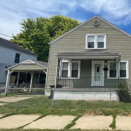 Buy this 3 bed house on 1715 Shuler Avenue in Hamilton, OH 45011