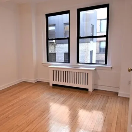 Image 5 - 31 East 12th Street, New York, NY 10003, USA - House for rent