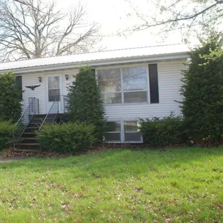 Buy this 5 bed house on 350 West Clark Street in Fayette, Fayette County