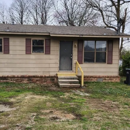 Buy this 2 bed house on 463 Labaume Street in Jonesboro, AR 72401