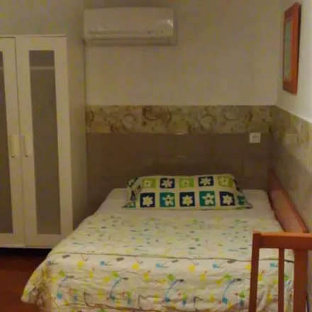 Rent this 1 bed apartment on Carrer de Ferré in 08904 l'Hospitalet de Llobregat, Spain