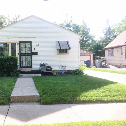 Buy this 3 bed house on 4909 North 48th Street in Milwaukee, WI 53218