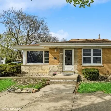 Buy this 3 bed house on 5620 West Belle Plaine Avenue in Chicago, IL 60634