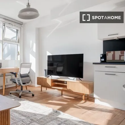 Rent this studio apartment on Cat in The Bag Escape Room in Chausseestraße 15, 10115 Berlin