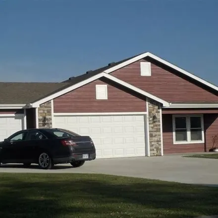 Buy this 4 bed house on 498 Banner Road in Holton, KS 66436