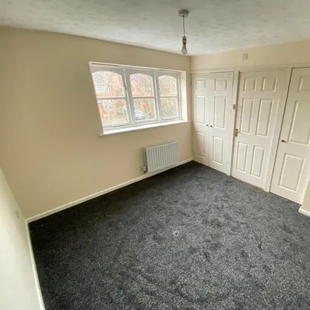 Image 8 - Viaduct Drive, Wolverhampton, WV6 0UX, United Kingdom - Duplex for rent