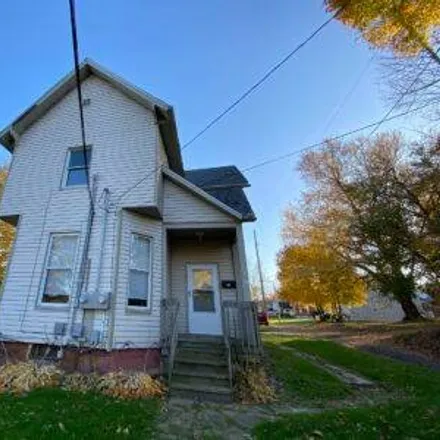 Rent this 1 bed house on 729 East Grant Street in Alliance, OH 44601
