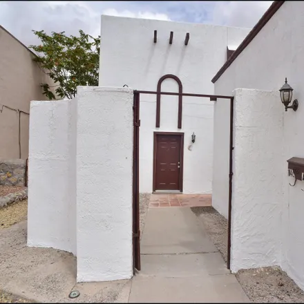 Image 6 - 10415 Ashwood Drive, El Paso, TX 79935, USA - House for rent