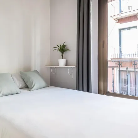 Rent this 2 bed apartment on Carrer Nou de la Rambla in 1, 08001 Barcelona