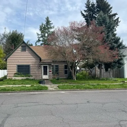 Buy this 3 bed house on 317 East Jefferson Street in Stayton, OR 97383
