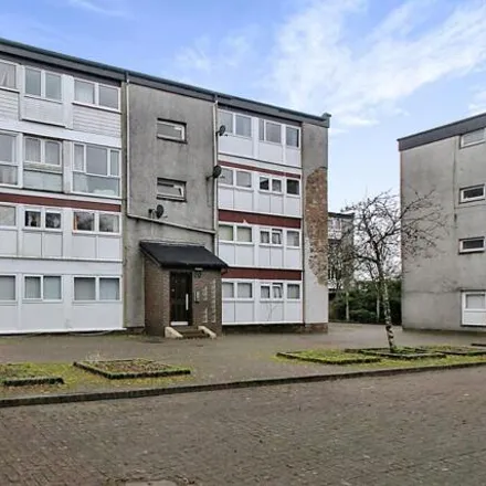 Buy this 3 bed apartment on Glenacre Road in Cumbernauld, G67 2NZ