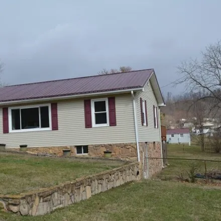 Buy this 3 bed house on 1653 Dexter Road in Sullivan County, TN 37660