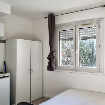 Rent this studio apartment on CPAM du Val-de-Marne in Avenue Georges Duhamel, 94000 Créteil