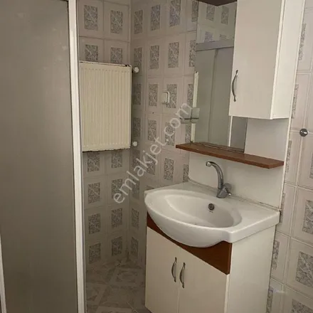 Rent this 2 bed apartment on 483. Sokak 12 in 06300 Keçiören, Turkey